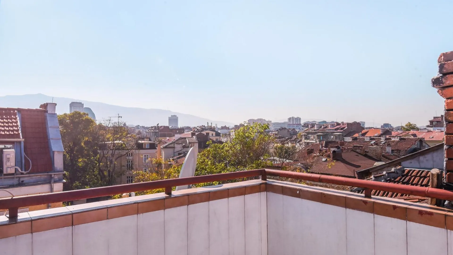 Centrally Located Studio With A 360 Terrace Sofia 0*,  Bułgaria